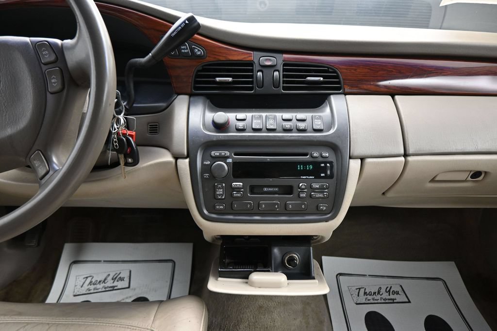 Used 2002 Cadillac De Ville w/ Comfort/Convenience Pkg FWD image 16
