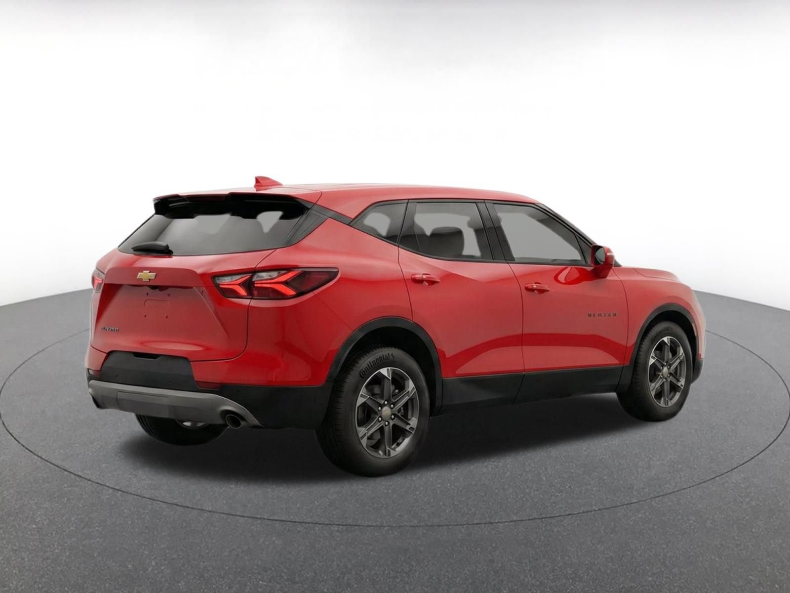 Used 2026 Chevrolet Blazer LT FWD image 8