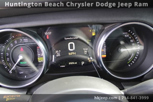 Used 2023 Jeep Wrangler Unlimited Sahara image 24