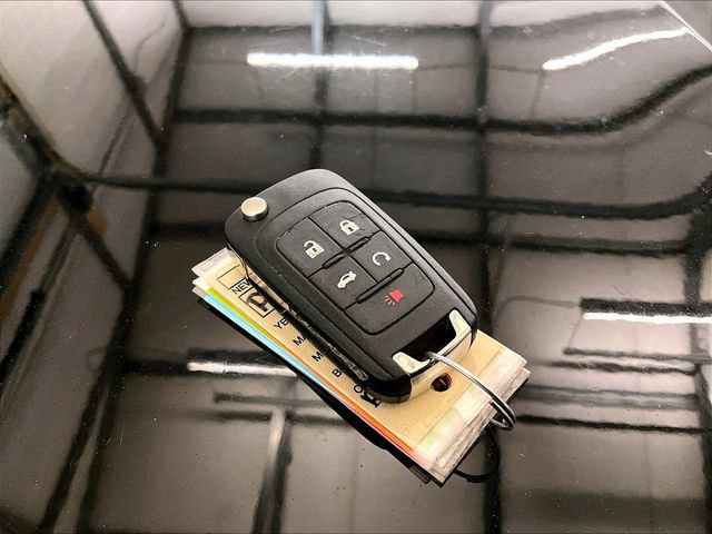 Used 2010 Chevrolet Camaro SS w/ RS Package RWD image 9