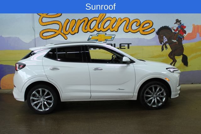 Used 2025 Buick Encore GX Avenir w/ Avenir Technology Package AWD/4WD image 1