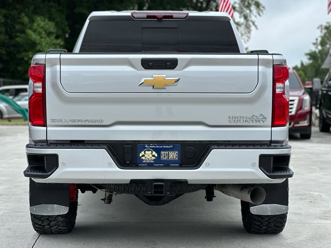 Used 2022 Chevrolet Silverado 2500 High Country AWD/4WD image 6