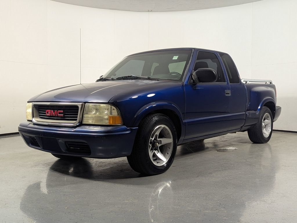 Used 2002 GMC Sonoma SLS w/ Marketing Option Pkg image 3