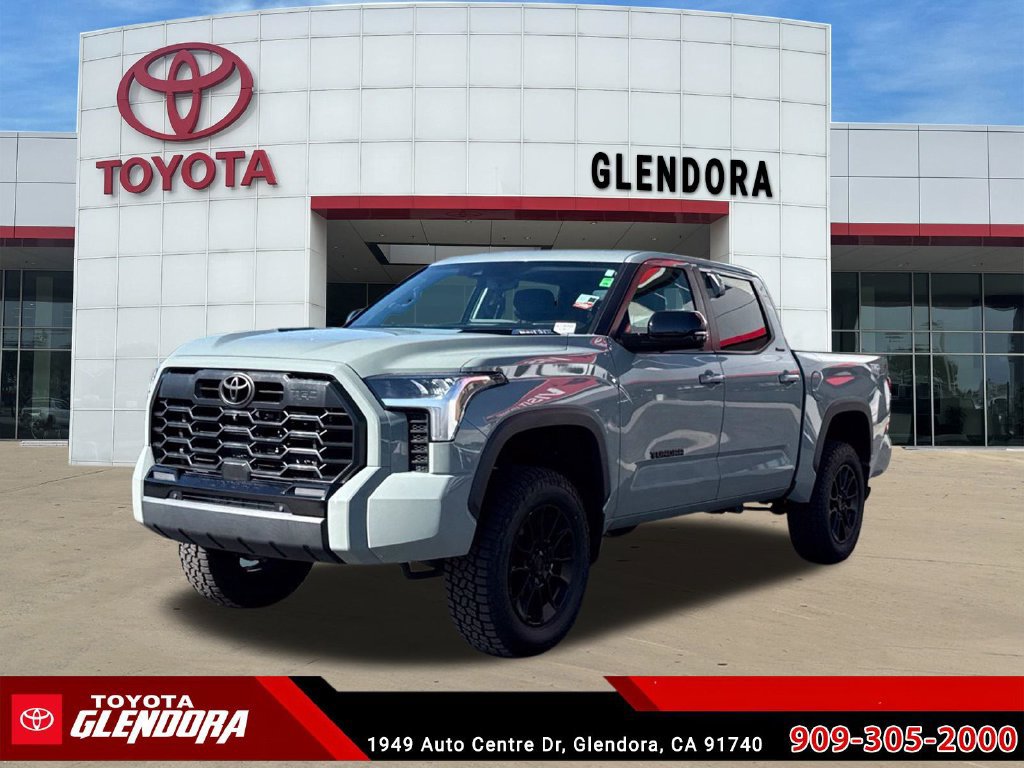 Used 2024 Toyota Tundra Limited w/ TRD Off-Road Package AWD/4WD image 5