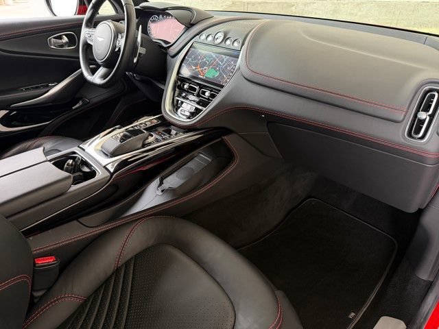 Used 2023 Aston Martin DBX AWD/4WD image 17