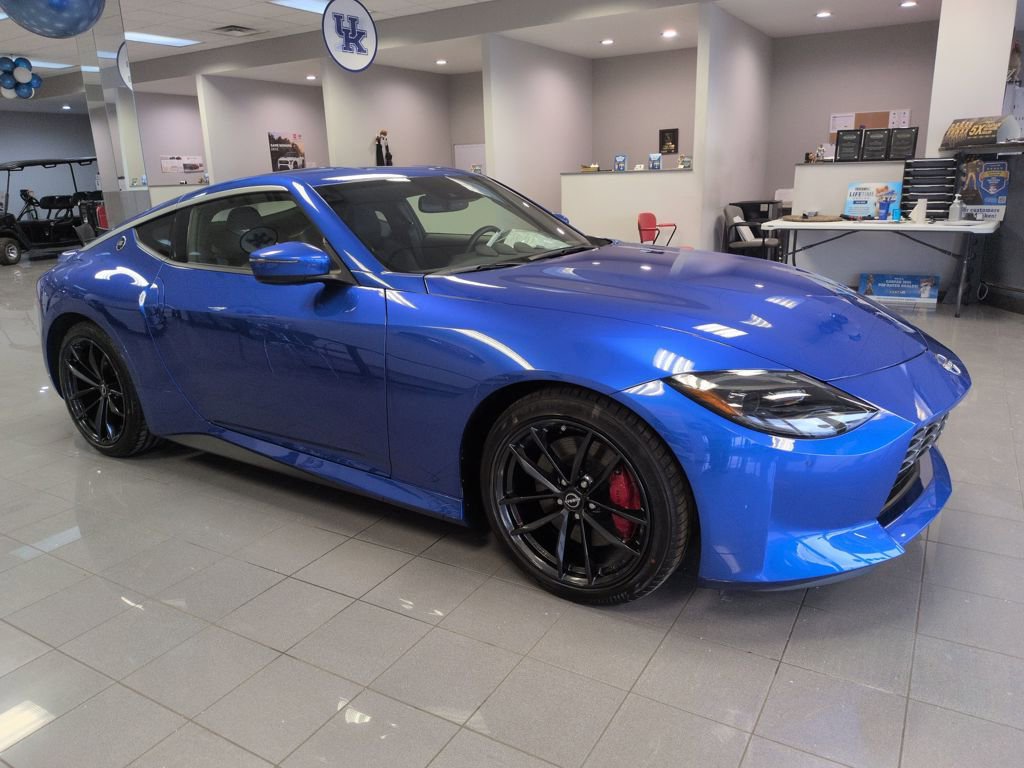 Used 2025 Nissan Z Performance w/ Floor Mat Package image 7
