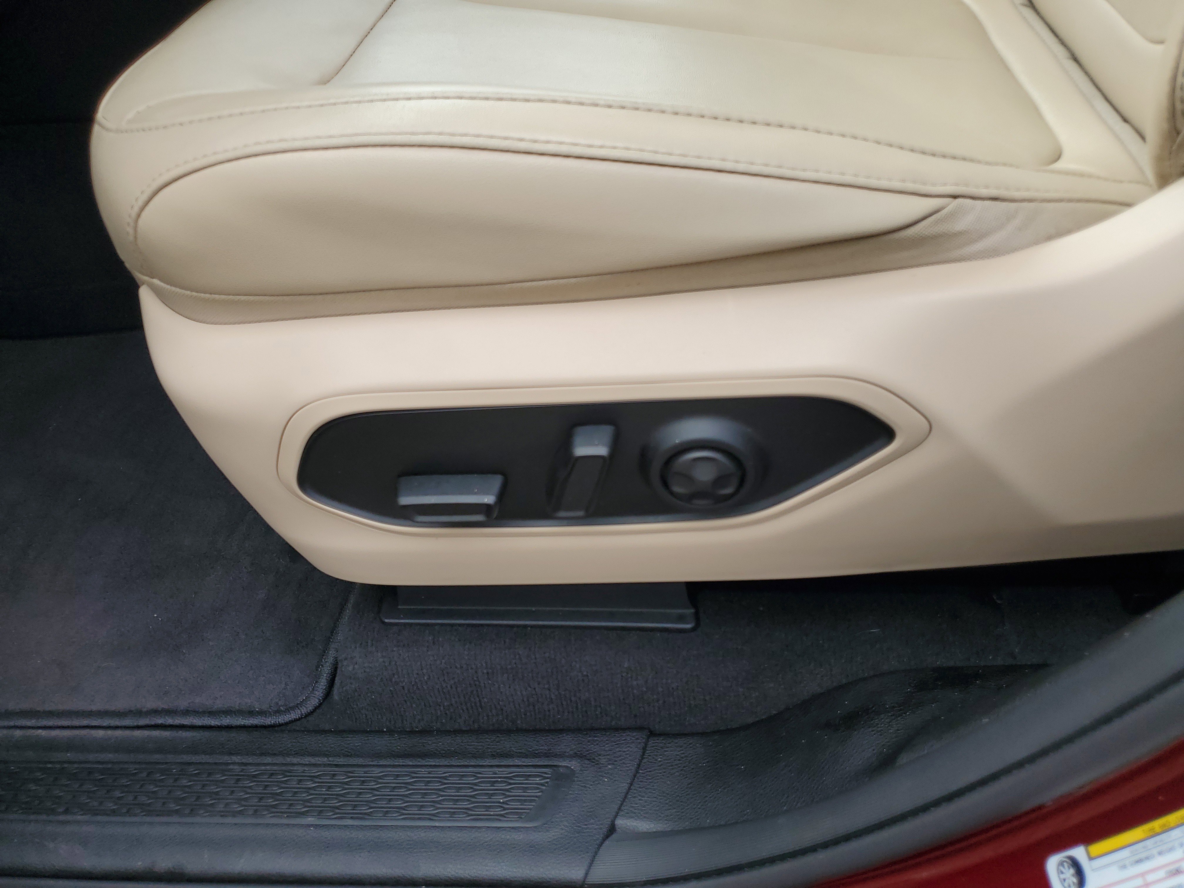 Used 2022 Jeep Grand Cherokee L Limited image 15