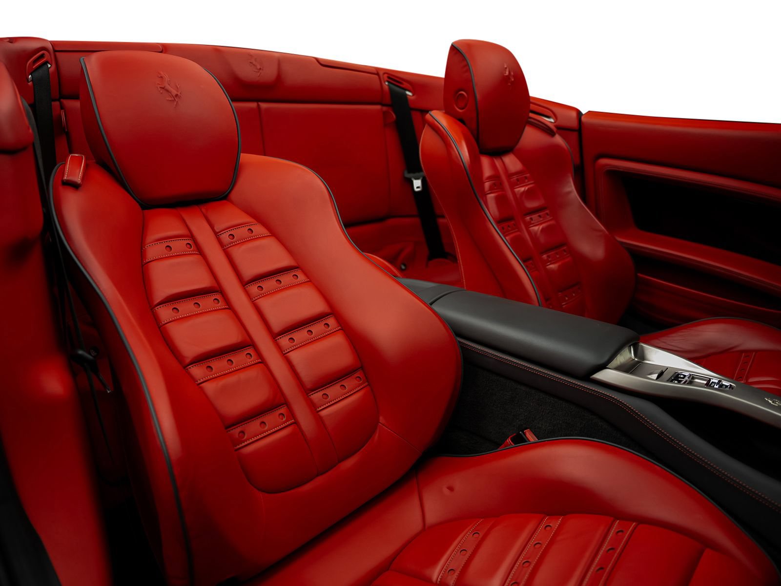 Used 2010 Ferrari California RWD image 37