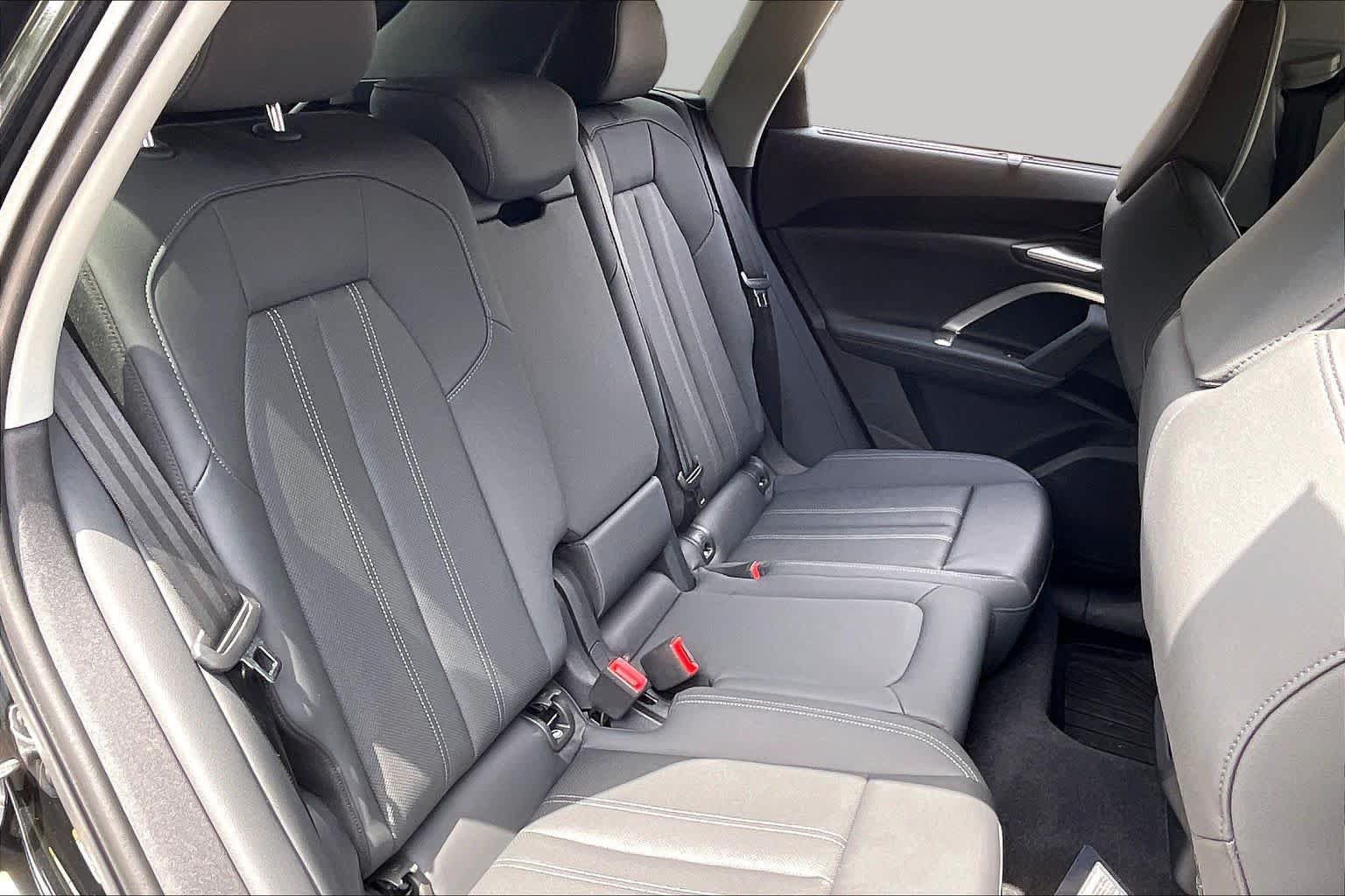 Used 2025 Audi Q5 Prestige AWD/4WD image 19