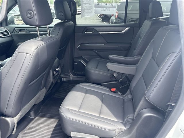 Certified 2024 GMC Acadia Elevation w/ Black Edition AWD/4WD image 24