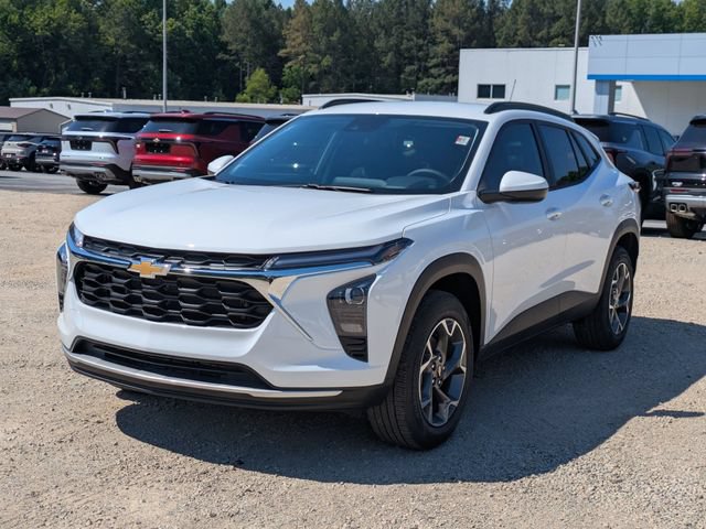 New 2026 Chevrolet Trax LT w/ Driver Confidence Package FWD image 5