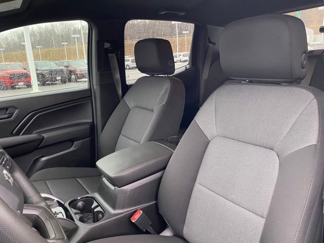 Used 2025 Chevrolet Colorado Trail Boss w/ Midnight Edition image 15