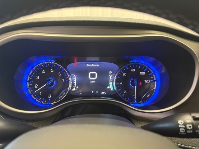 New 2027 Chrysler Pacifica Limited AWD/4WD image 6