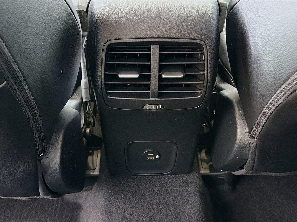Used 2021 Ford Escape Titanium AWD/4WD image 40