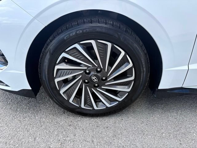 Used 2025 Hyundai Sonata SEL FWD image 13