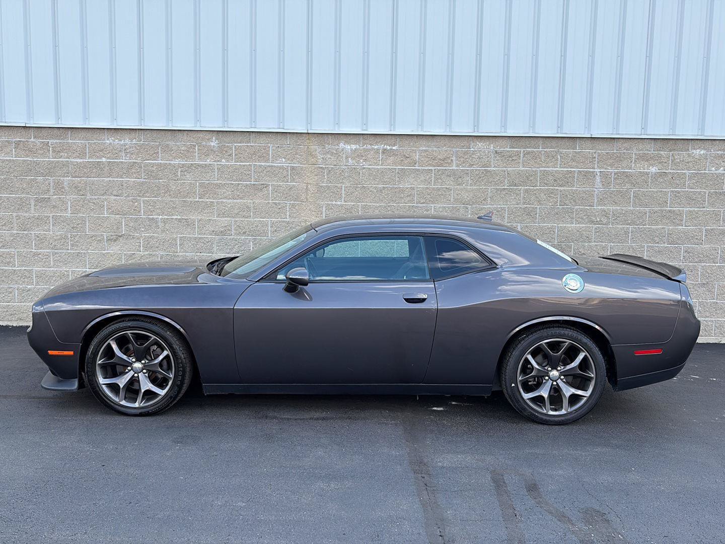 Used 2019 Dodge Challenger R/T w/ Cold Weather Group RWD image 30