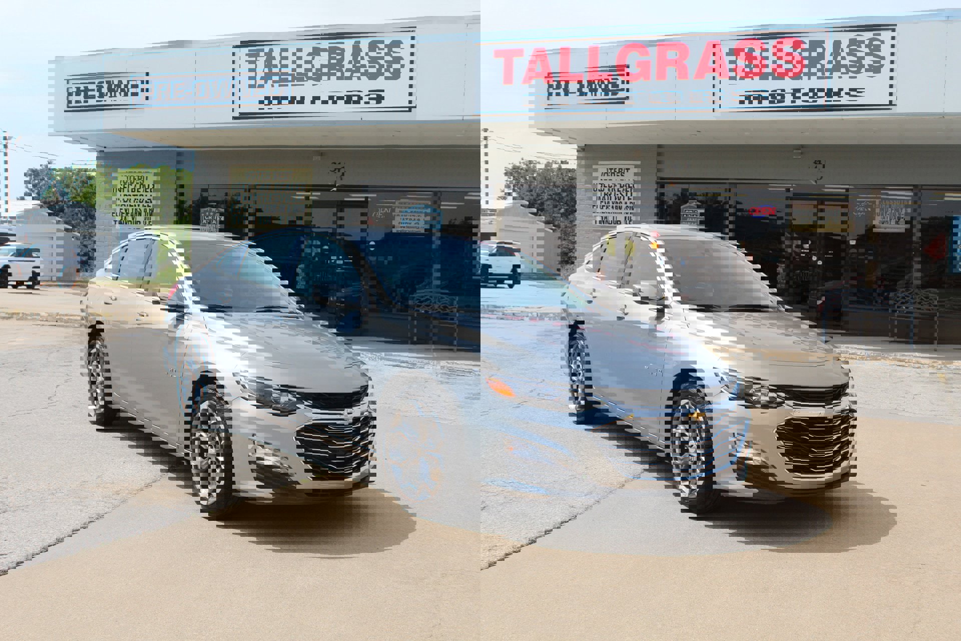 Used 2024 Chevrolet Malibu LT image 1