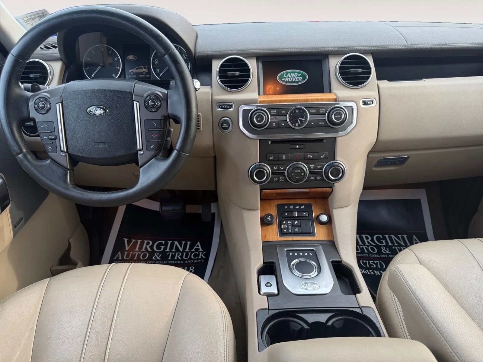 Used 2015 Land Rover LR4 HSE AWD/4WD image 10