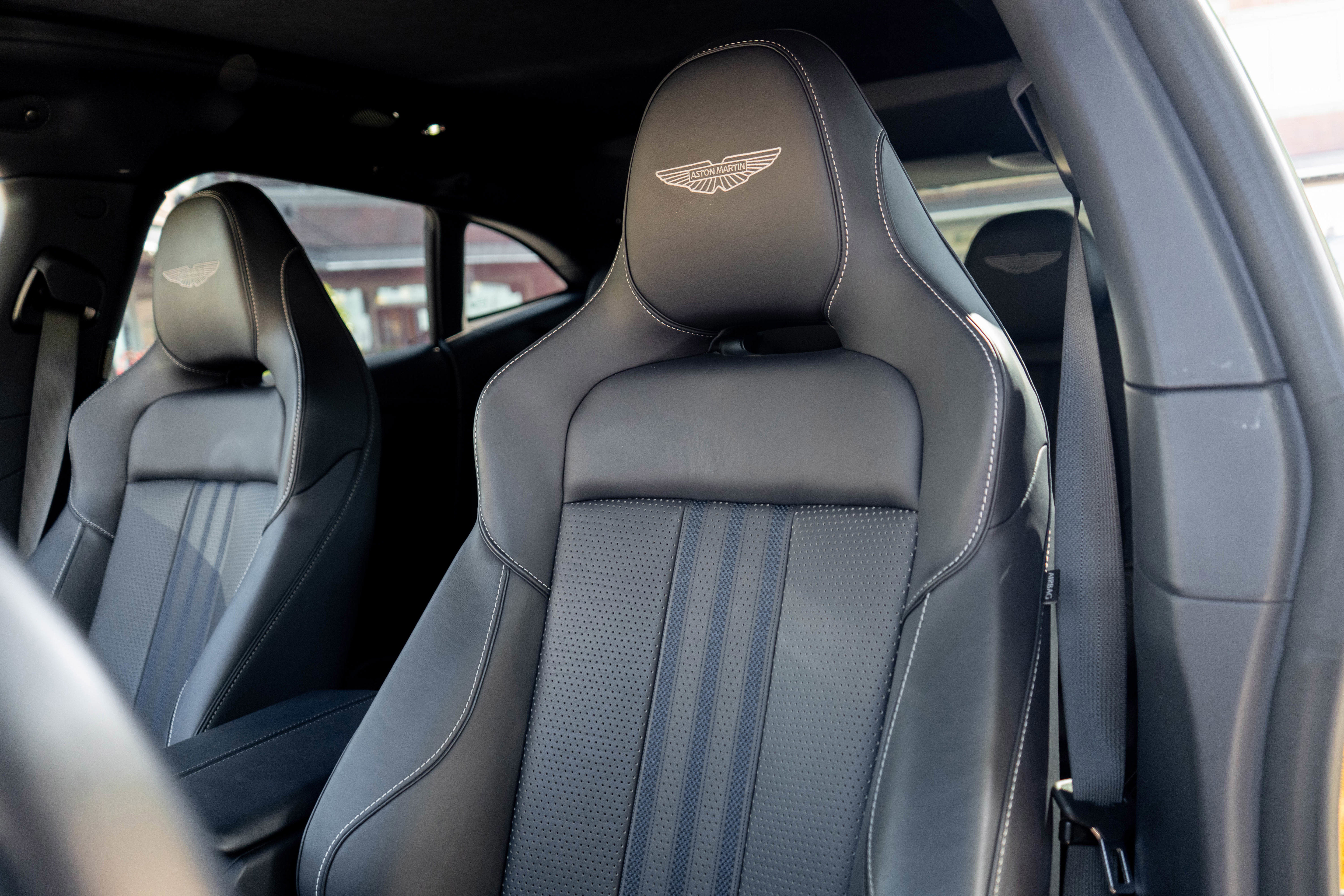 Used 2025 Aston Martin DBX 707 image 12