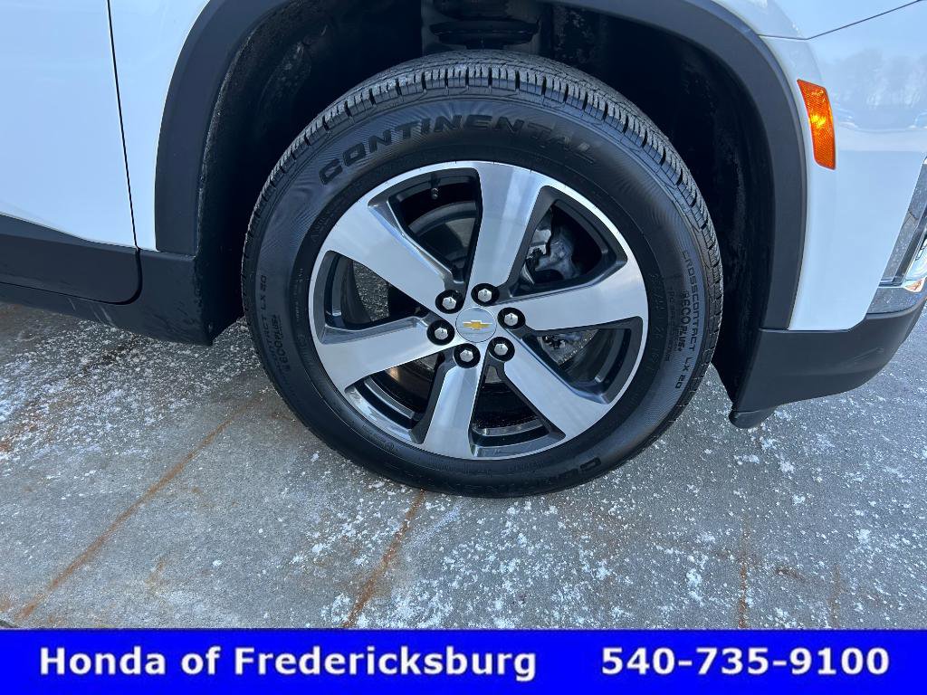 Used 2023 Chevrolet Traverse LT w/ LT Premium Package image 13