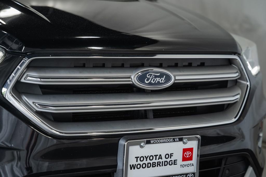 Used 2017 Ford Escape Titanium w/ Equipment Group 301A AWD/4WD image 11