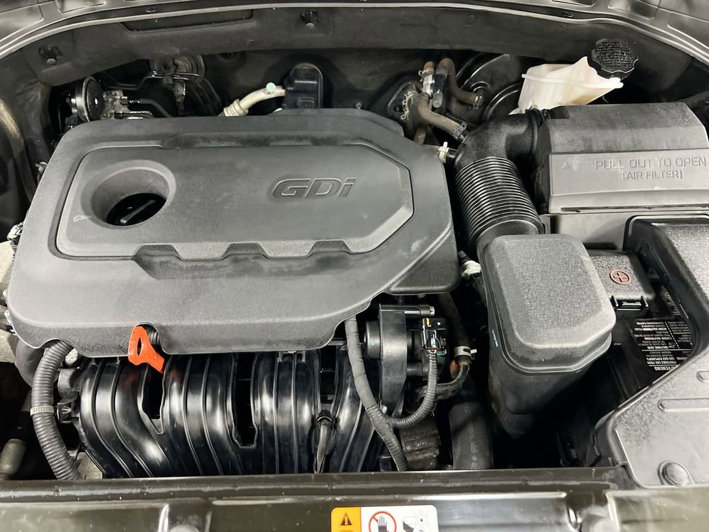 Used 2017 Hyundai Santa Fe Sport AWD/4WD image 23