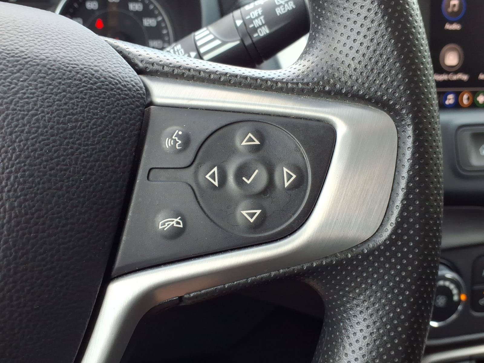 Used 2024 GMC Terrain SLE AWD/4WD image 21