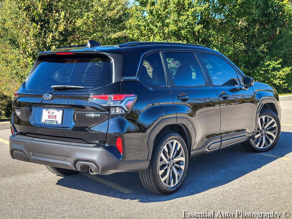 Certified 2025 Subaru Forester Touring AWD/4WD image 7