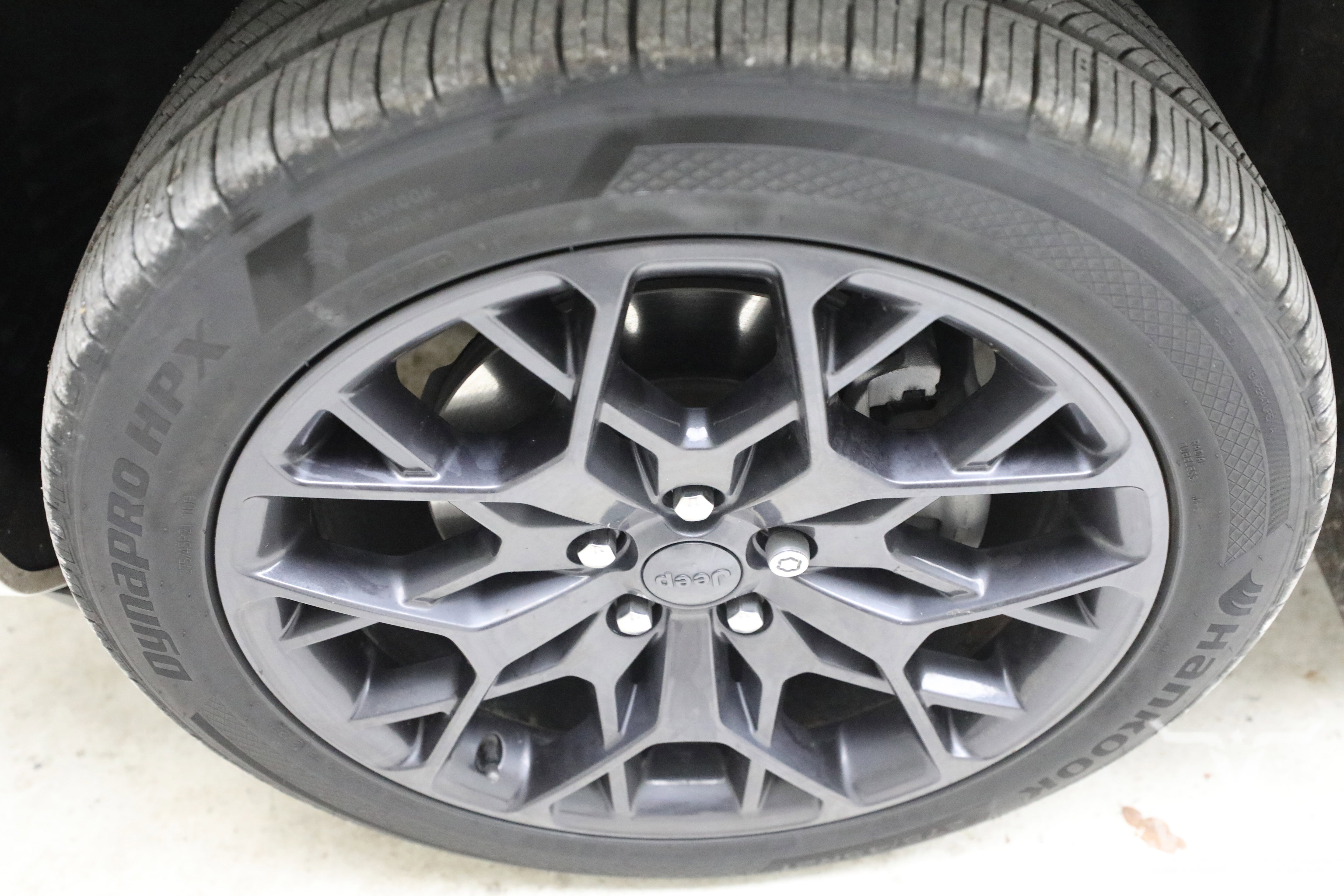 Used 2023 Jeep Grand Cherokee Summit AWD/4WD image 33
