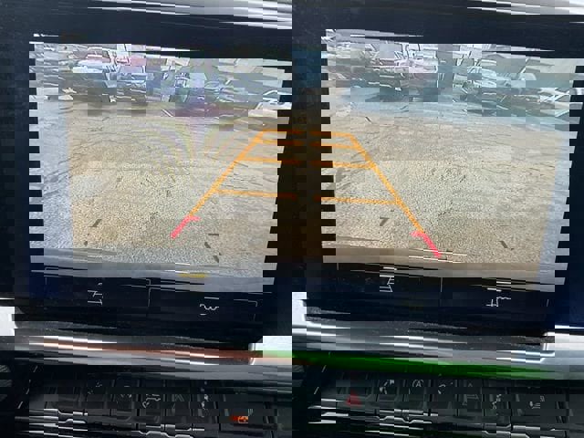 Used 2023 Chevrolet Silverado 1500 LT image 2