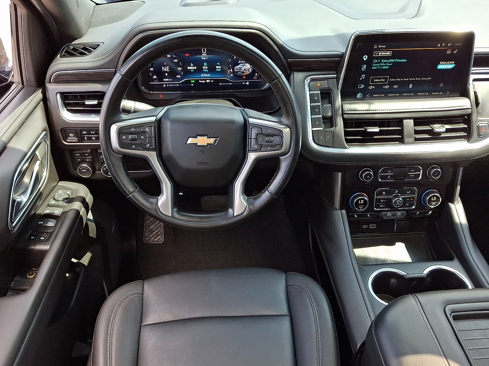Used 2023 Chevrolet Suburban LT w/ LT Signature Plus Package AWD/4WD image 12