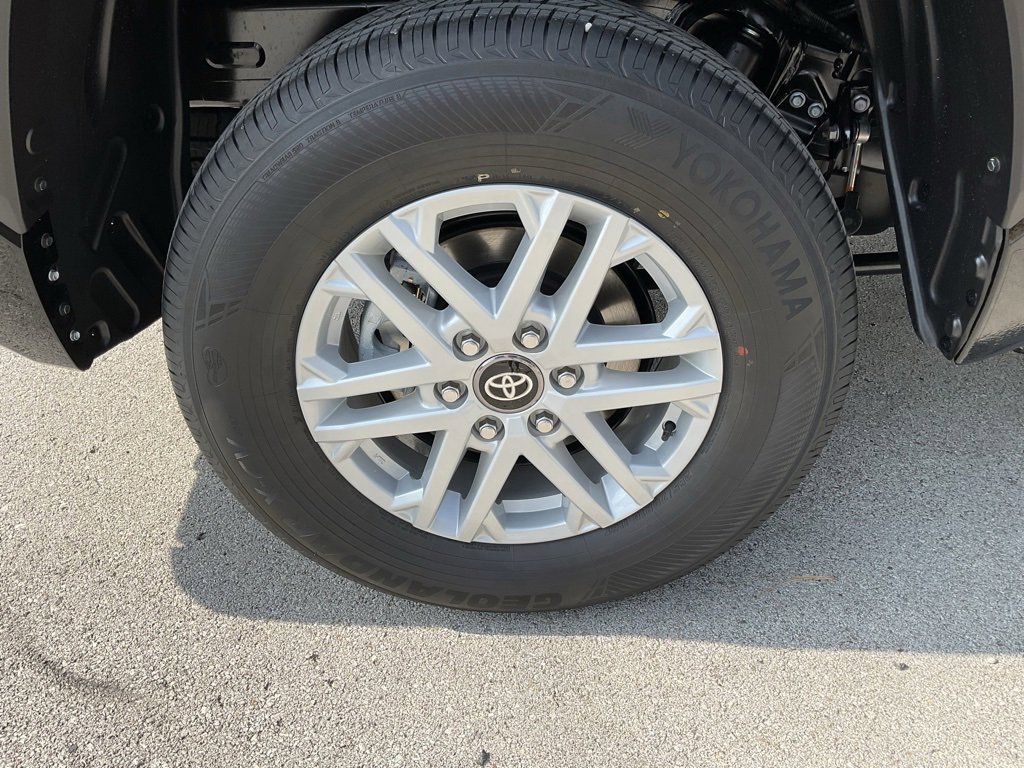 New 2026 Toyota Tundra SR5 image 8