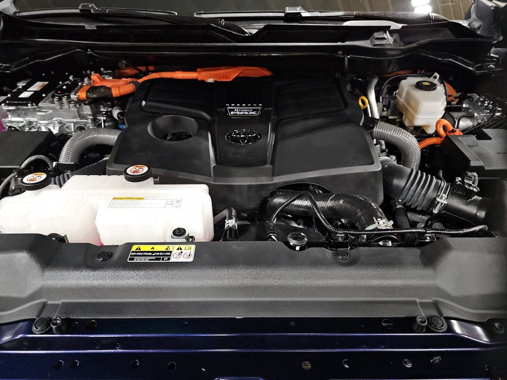 Certified 2026 Toyota Sequoia Platinum AWD/4WD image 23