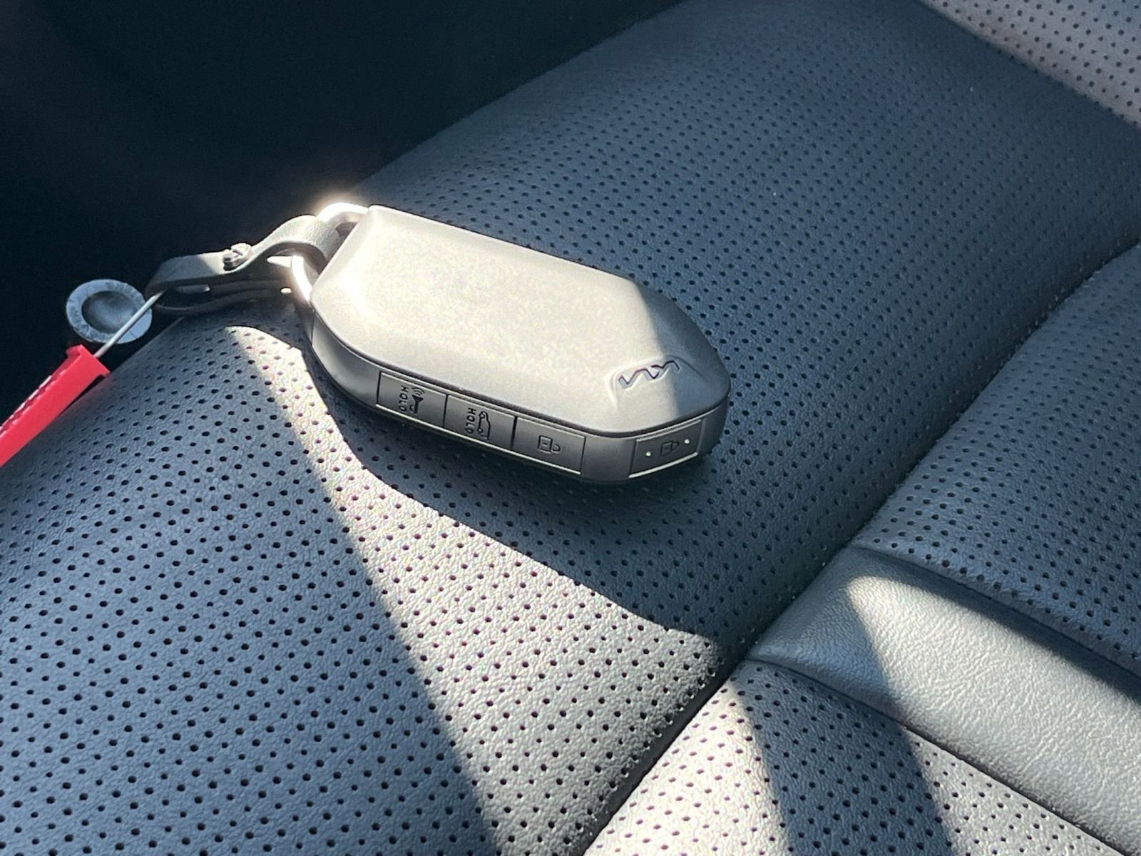 Used 2024 Kia Sorento S image 20