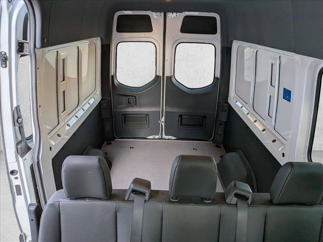 Used 2023 Mercedes-Benz Sprinter 2500 image 13
