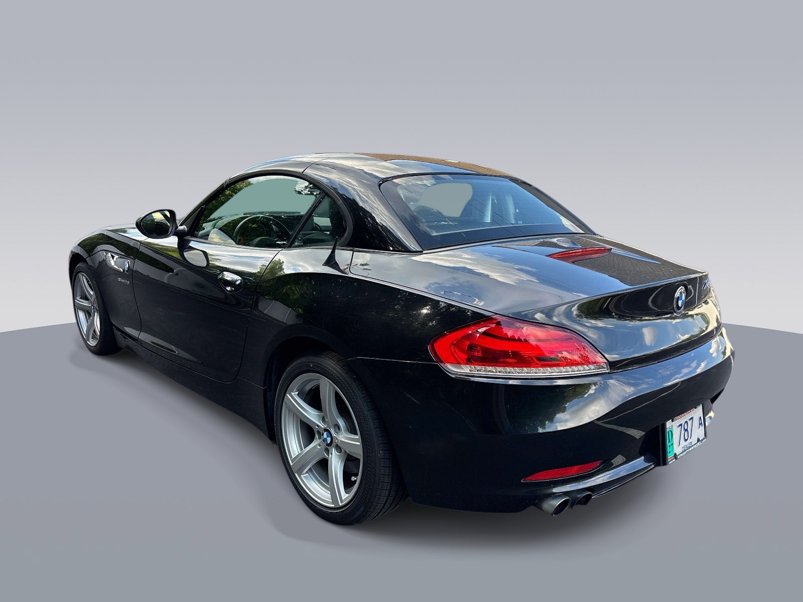 Used 2015 BMW Z4 sDrive28i RWD image 4