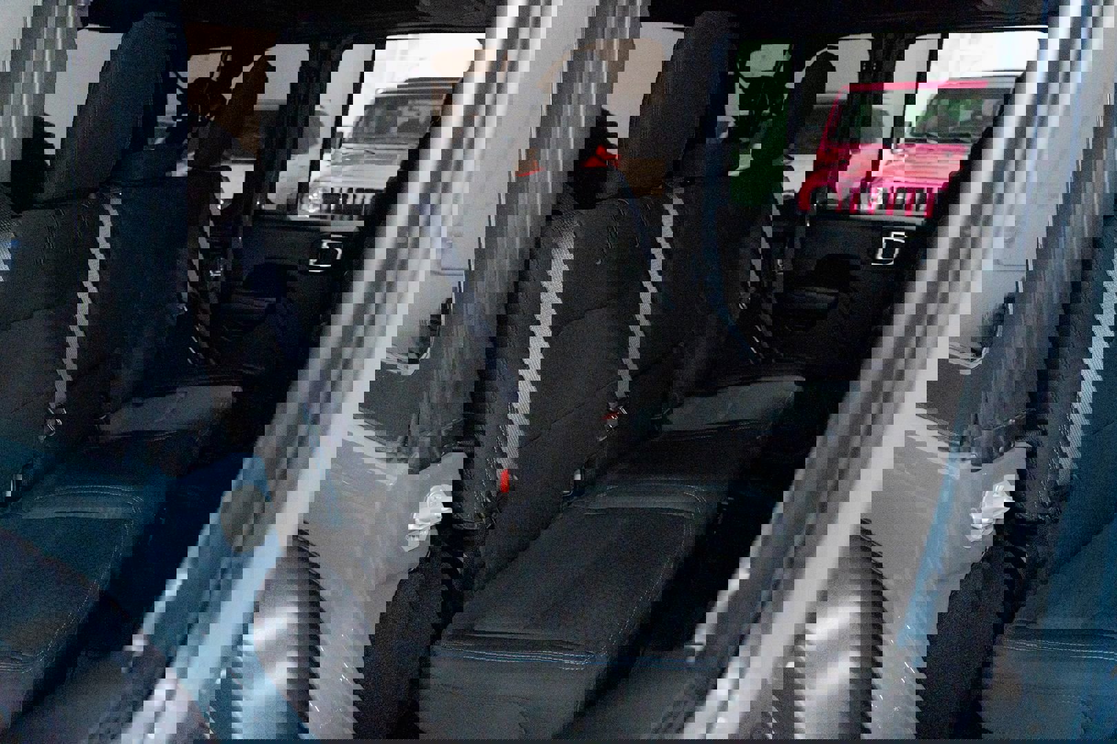 Used 2024 Jeep Wrangler Unlimited Rubicon 4xe w/ Convenience Group image 34