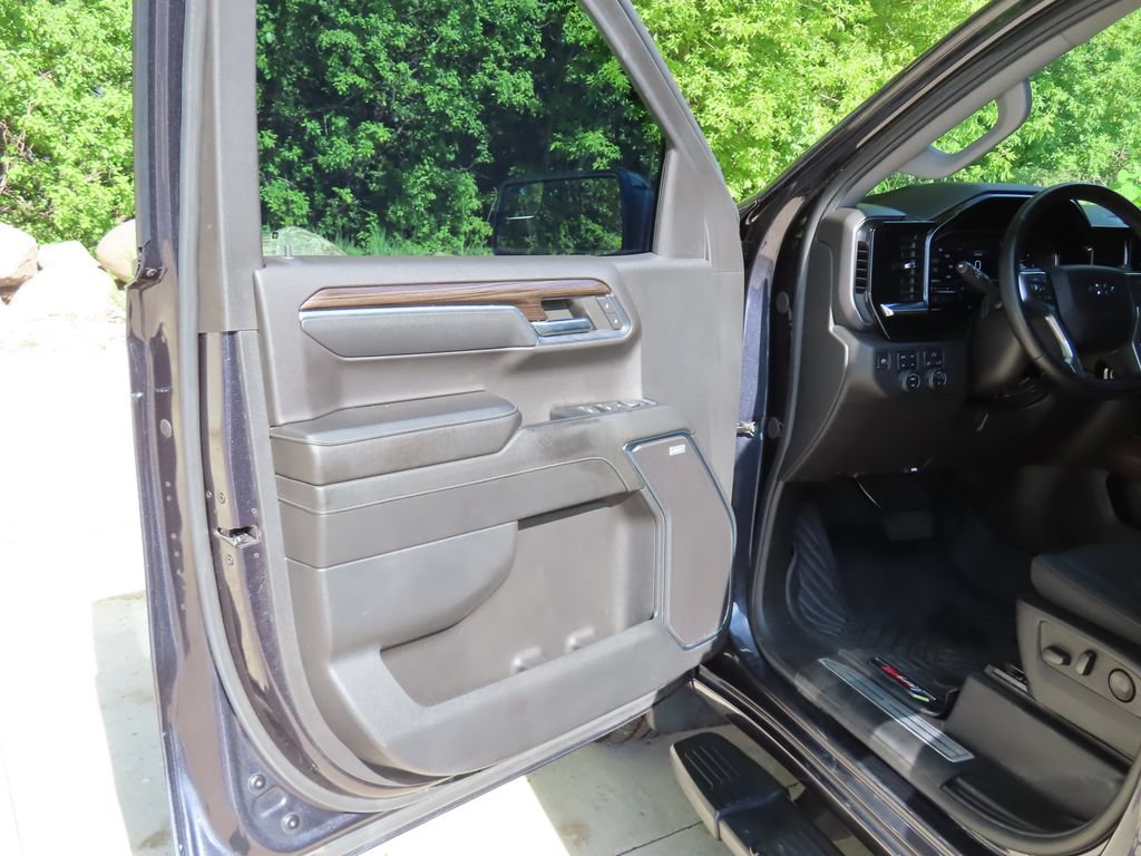 Used 2024 Chevrolet Silverado 1500 RST w/ All Star Edition Plus AWD/4WD image 30