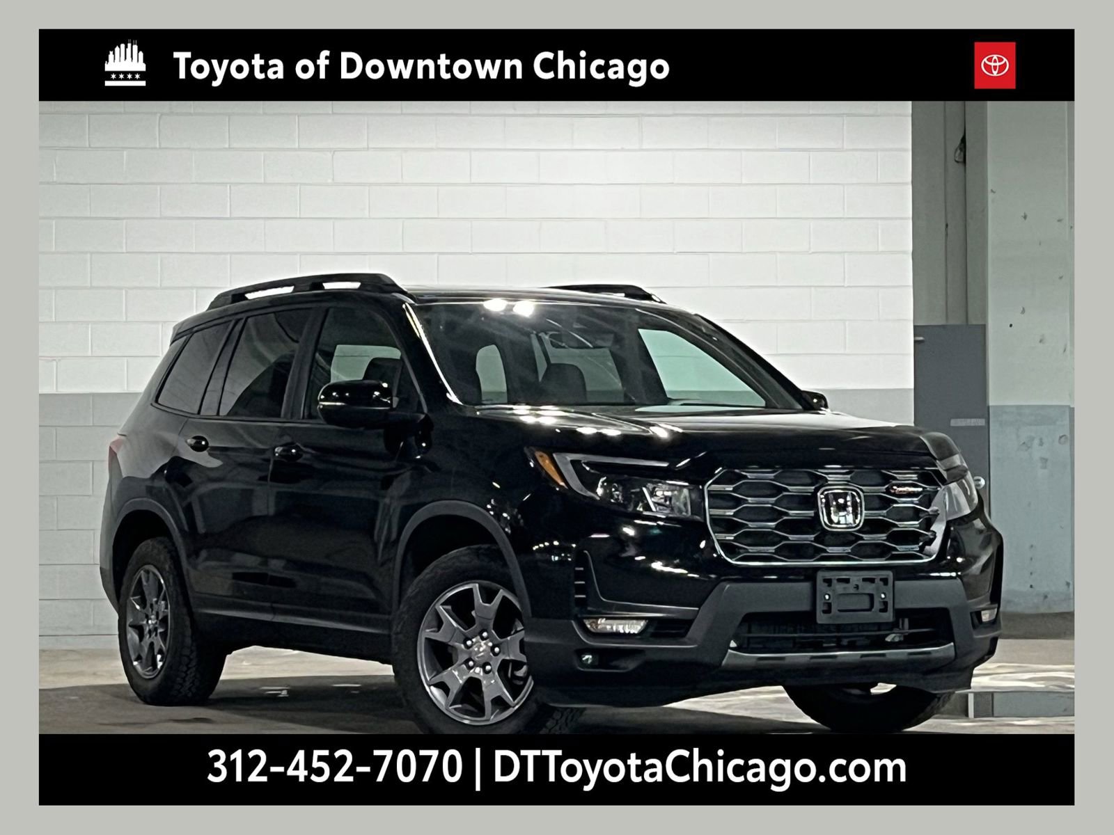 Used 2024 Honda Passport TrailSport image 1