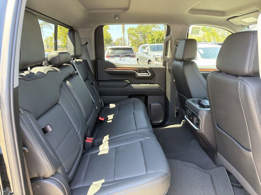 Used 2024 GMC Sierra 1500 Denali w/ Technology Package image 29