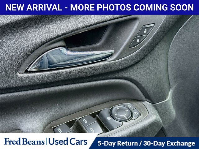 Used 2023 Chevrolet Equinox LT FWD image 8