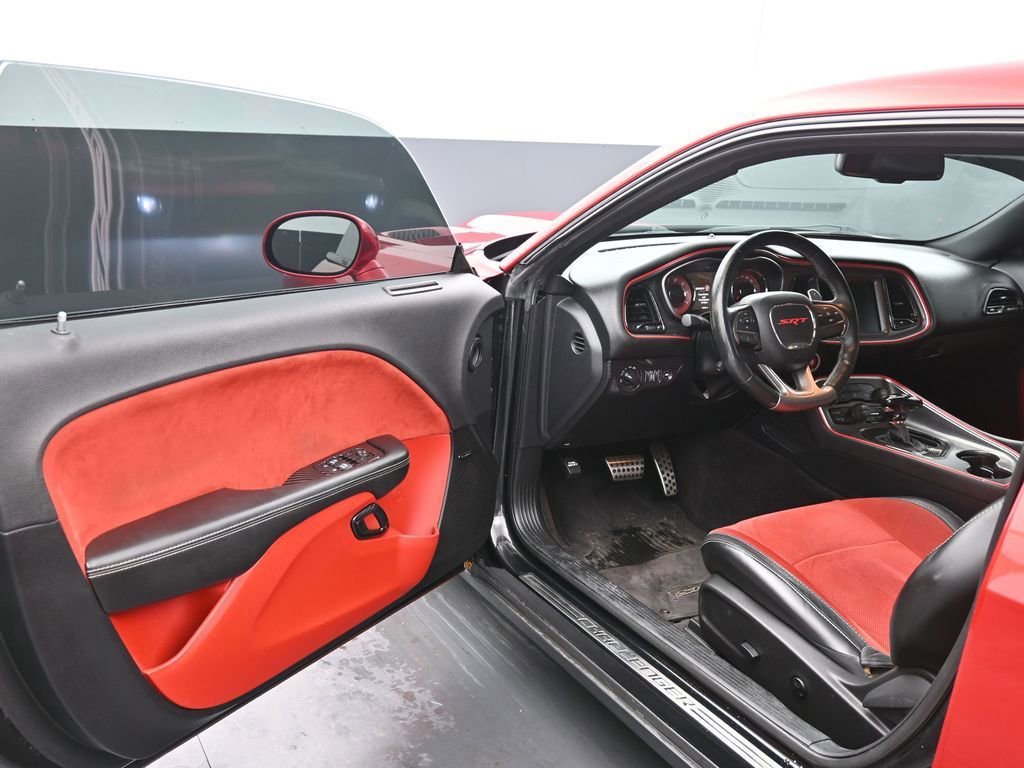 Used 2016 Dodge Challenger SRT Hellcat image 16