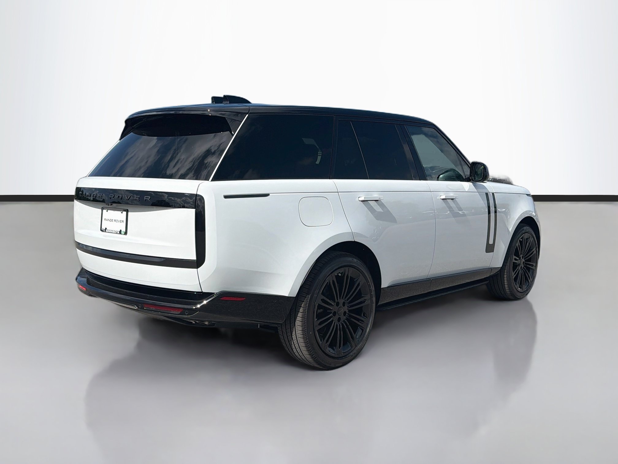 New 2026 Land Rover Range Rover SE AWD/4WD image 13