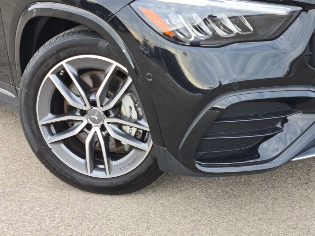 Used 2024 Mercedes-Benz GLA 35 AMG 4MATIC image 3