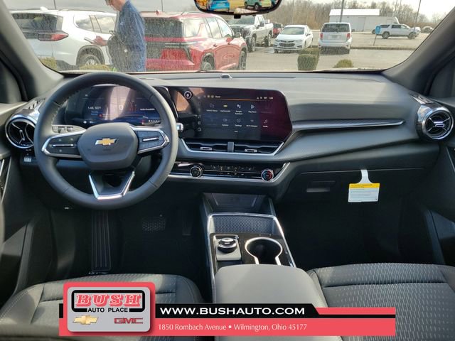 New 2026 Chevrolet Equinox LT w/ Safety and Technology Package image 9