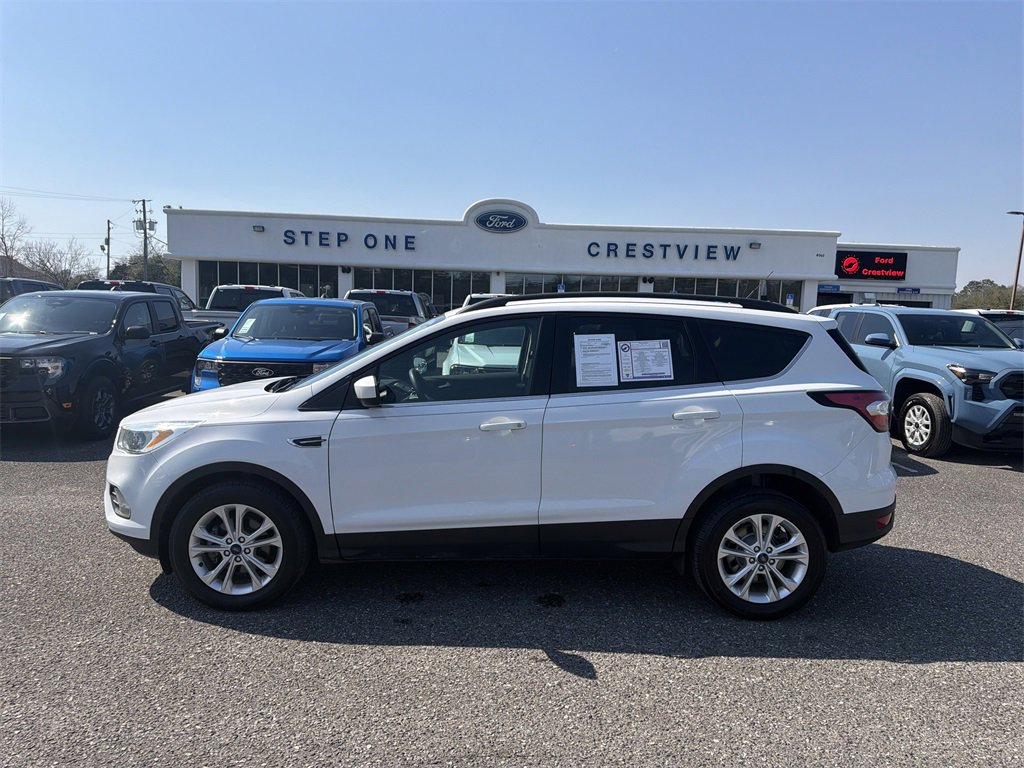 Used 2018 Ford Escape SE image 8