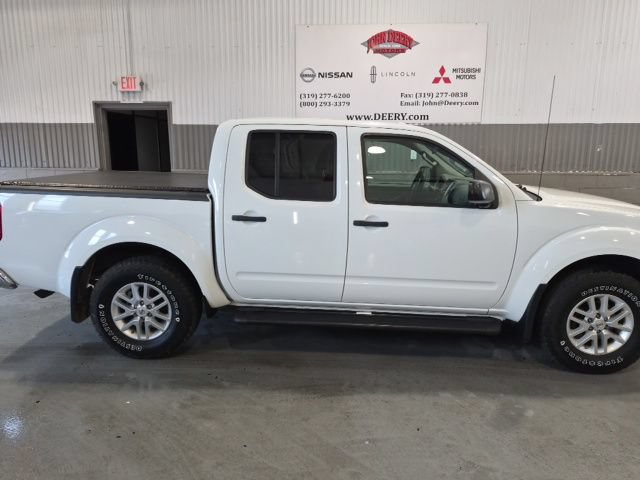 Used 2016 Nissan Frontier SV w/ SV Value Truck Package AWD/4WD image 2