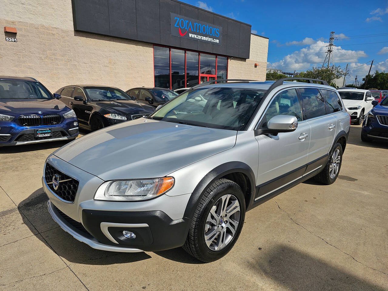 Used 2015 Volvo XC70 T5 Premier FWD image 1