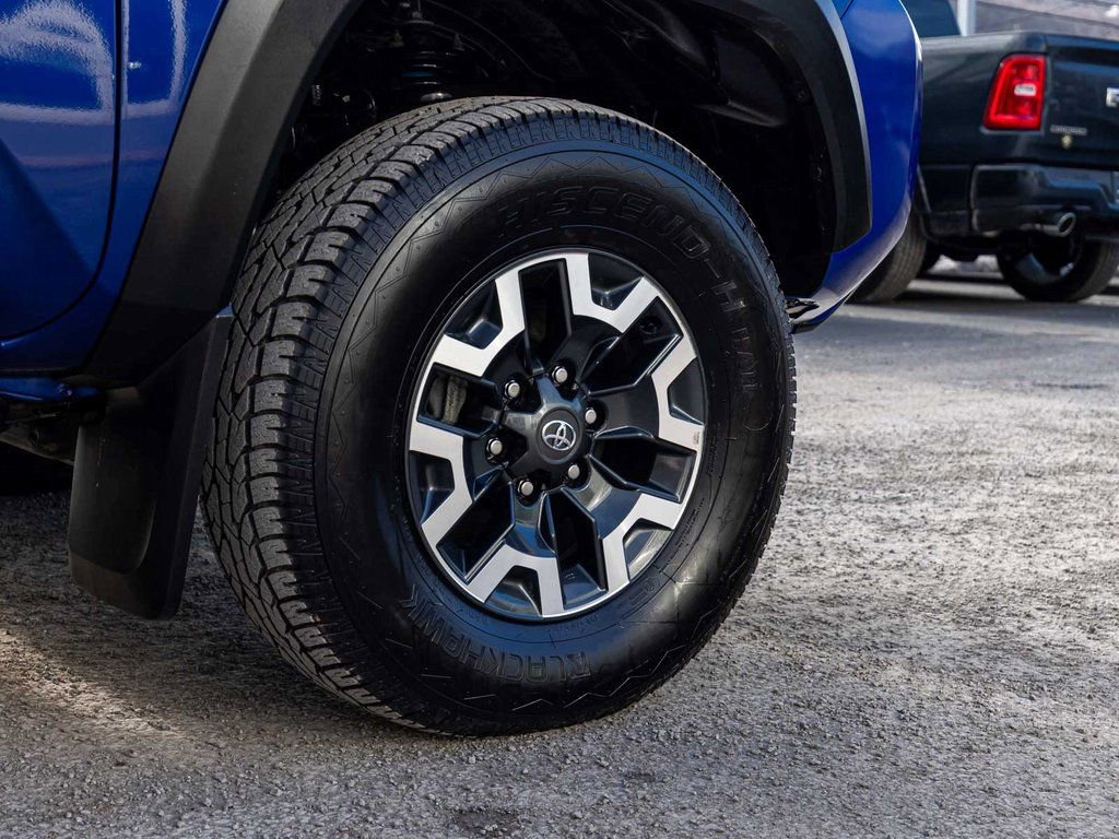 Used 2023 Toyota Tacoma TRD Off-Road w/ Technology Package image 9