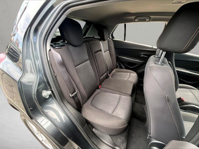 Used 2018 Chevrolet Trax LT FWD image 28
